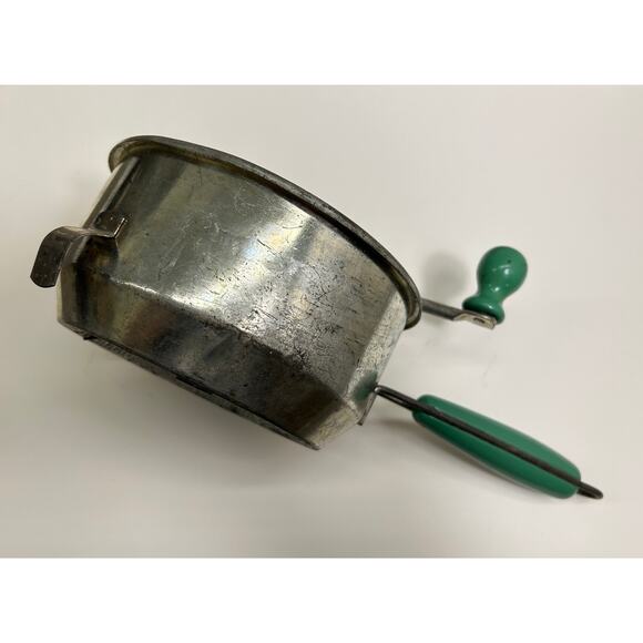 Foley Food Mill, MCM Kitchen Sieve - VTG 30s Farmhouse, Green Wooden Handles - Picture 4 of 6